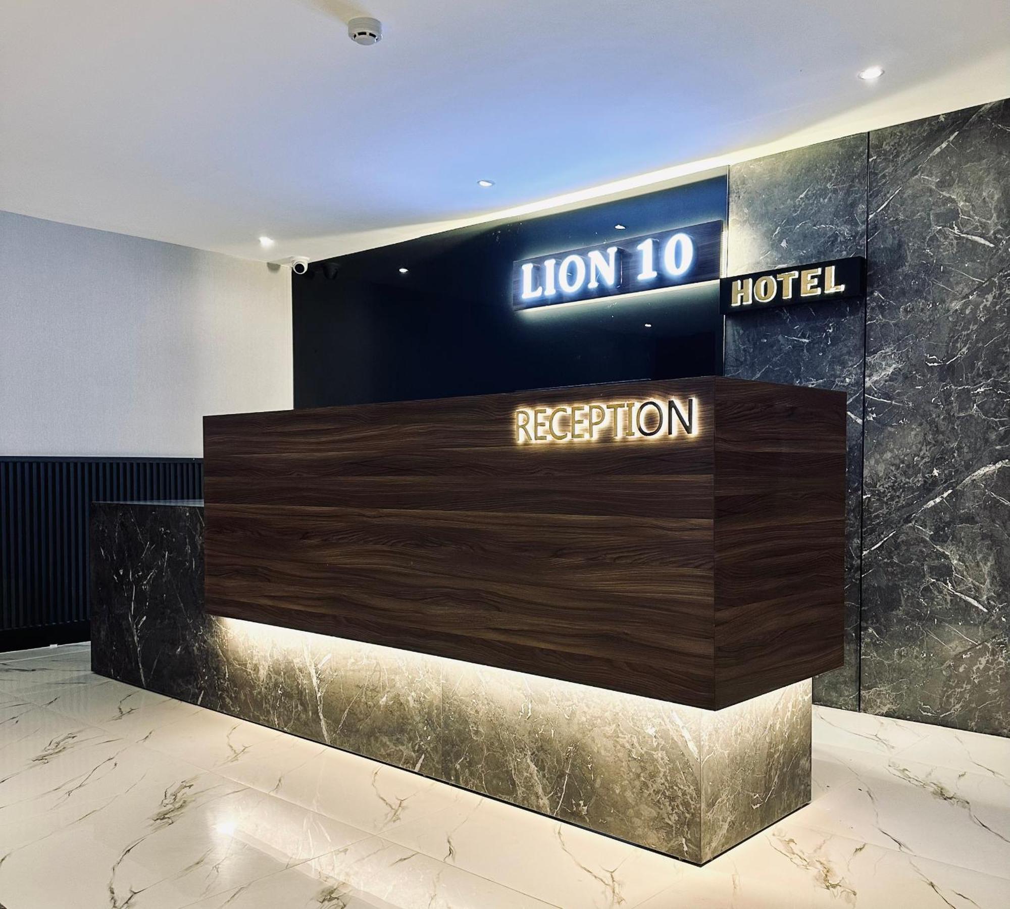 Lion 10 Hotel 芹苴 外观 照片